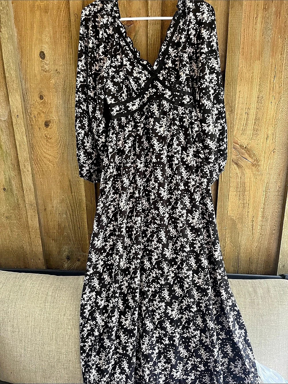 Cupshe Floral Maxi Dress in Black & White Size Small Like New